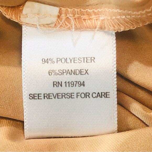 One World Flattering Multi Color Coral Paisley Pop Over Top V Neck Light Weight - Picture 11 of 16